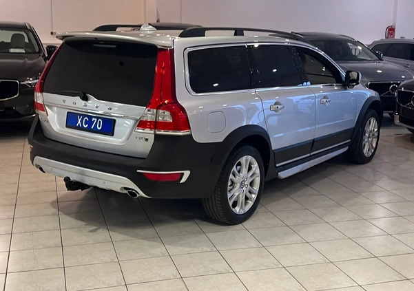 Volvo XC 70 cena 139900 przebieg: 124000, rok produkcji 2016 z Bytów małe 596